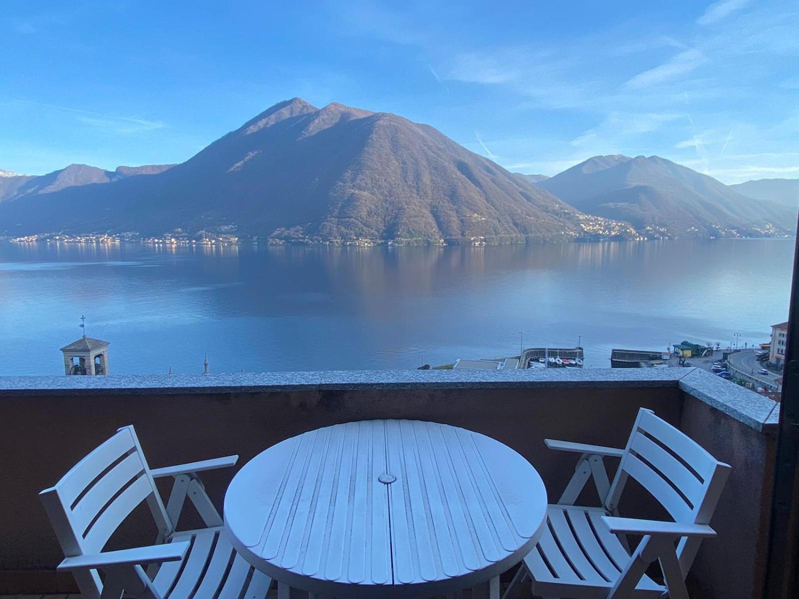 The Bell Tower - Apartments On The Lake Argegno Esterno foto